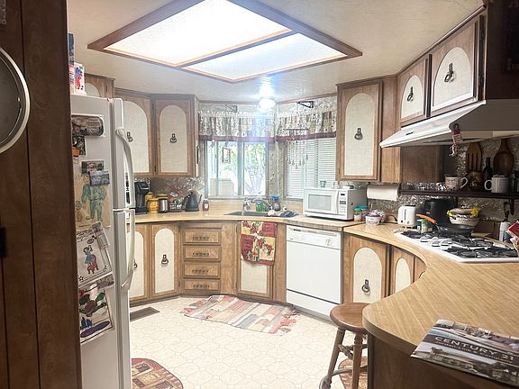 4th image of 690 N Castlerock Street #21