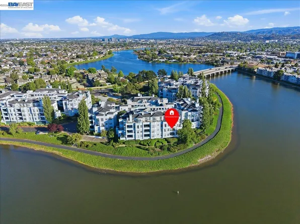 720 Promontory Point Ln APT 2205, Foster City, CA 94404