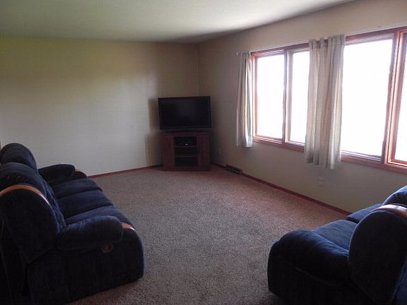 2nd image of 1630 Jerry Dr