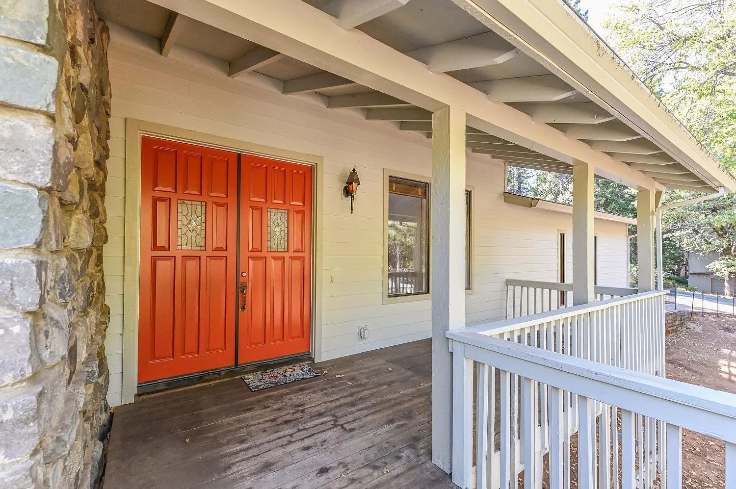 24050 Carson Dr photo 1