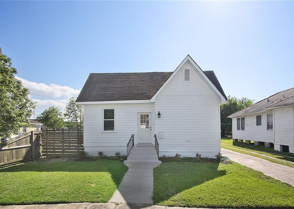 1st image of 3324 Piedmont Dr