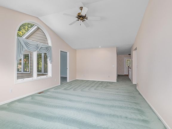 3rd image of 4376 Redbush Dr SW #35