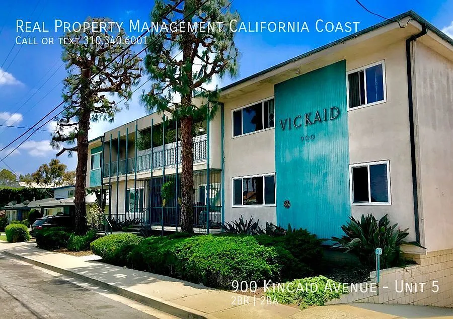 Gorgeous Updated Twh On Culdesac W/Laminate Flrs+Fab Kit+Laundry/Pool/Gym In Bldg — Photo 1