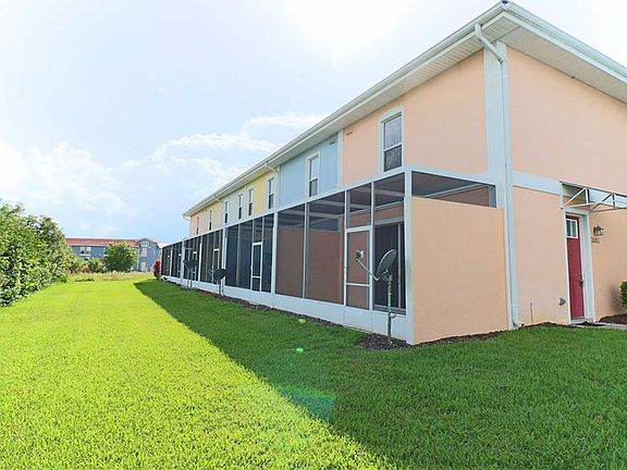 3rd image of 2082 Heritage Key Blvd