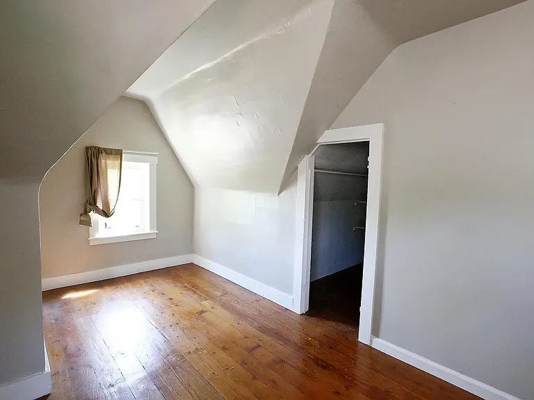 5053 Commonwealth St #3 — Photo 3