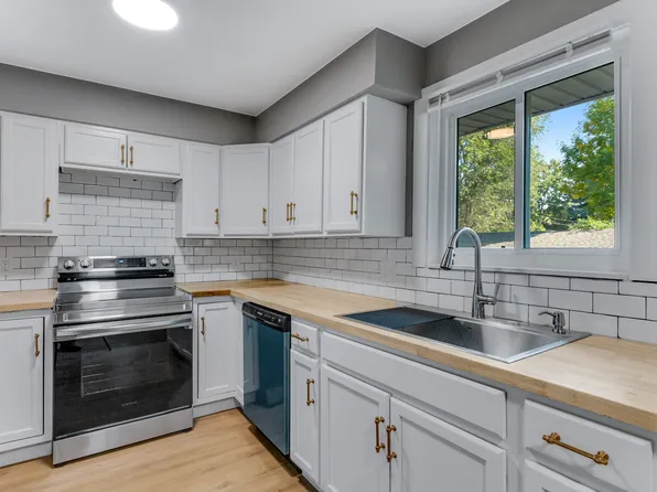 819 N Colorado Ave #819, Loveland, CO 80537