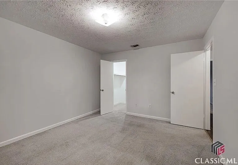 209 Highland Park Dr — Photo 12
