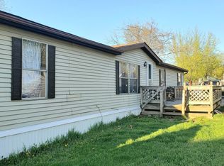 24 Saint Peters Dr, Bourbonnais, IL 60914