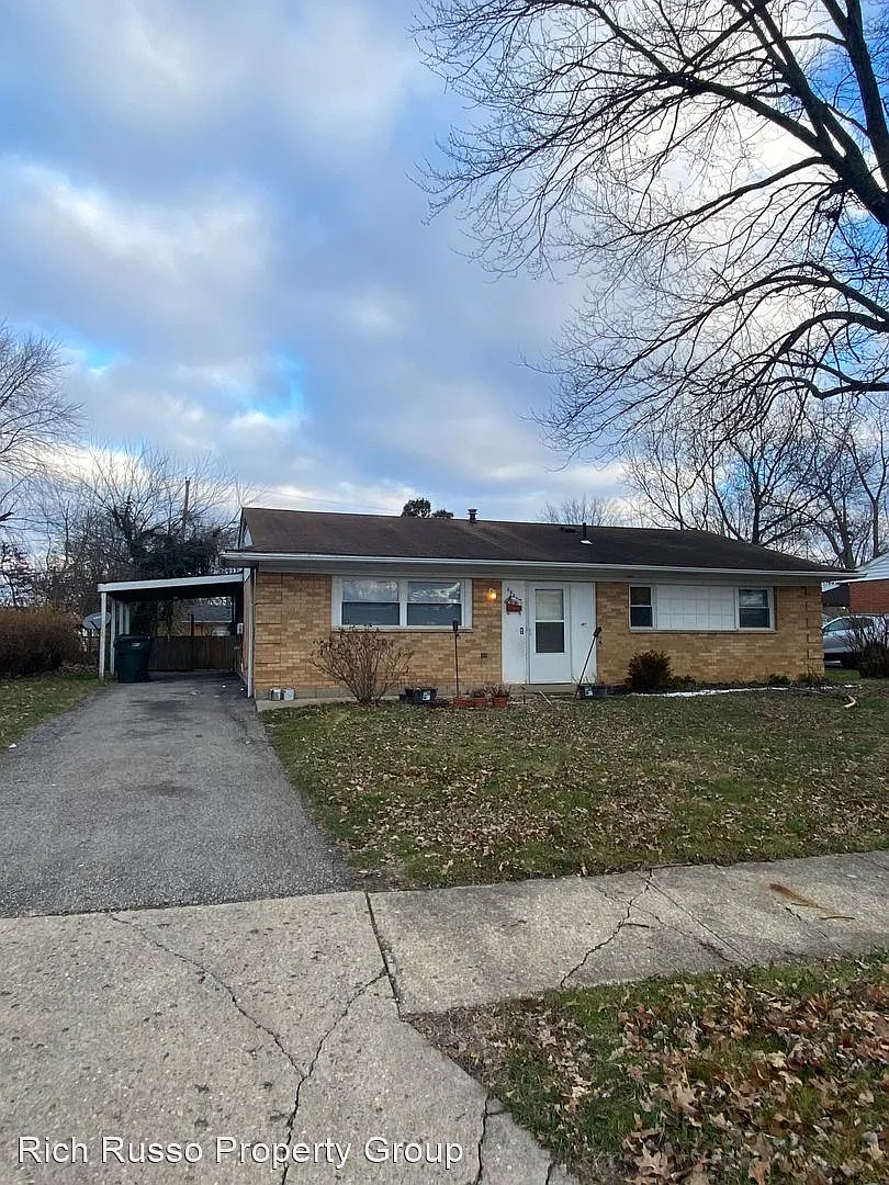 3948 E Fulton St photo 1