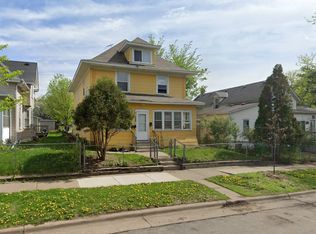 223 Robie St E #2, Saint Paul, MN 55107