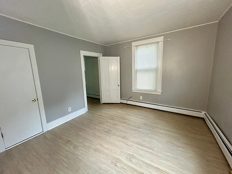 63 Torrington Ave — Photo 11