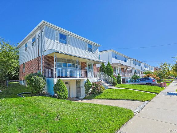 2nd image of 13-11 209th Street