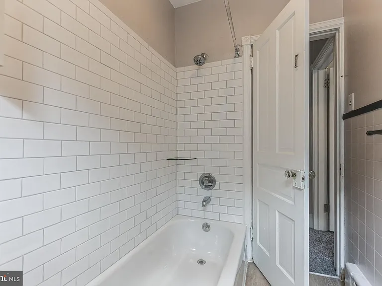 427 Ripka St — Photo 20