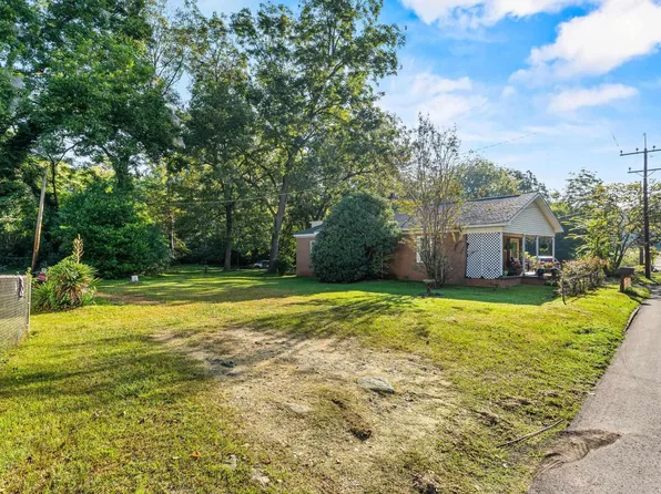 460 Drayton St, Newberry, SC 29108