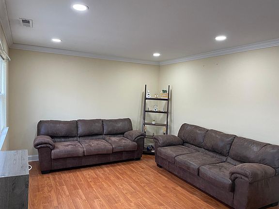 Living/Family/Dinning room