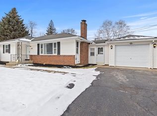 138 Cloverdale Rd, Rochester, NY 14616