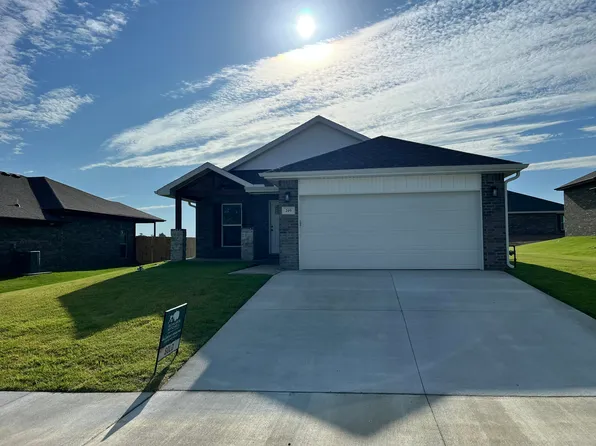 209 Beligan Blue Boulevard, Carl Junction, MO 64834