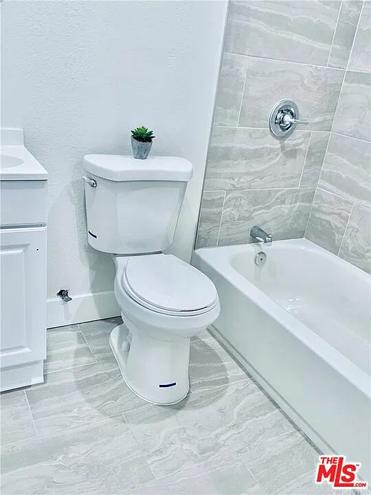 1 bed, 1.0 bath, 400 sqft, $1,795 — Photo 4