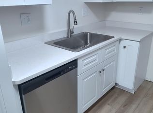 313 Northgate Dr APT D, Goleta, CA 93117