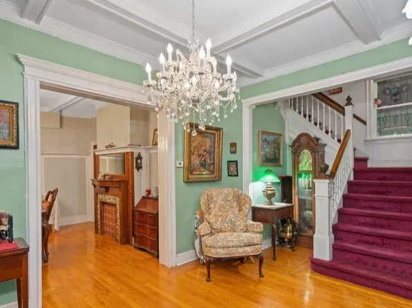 8210 Fort Hamiltn Parkway image 4 of 24