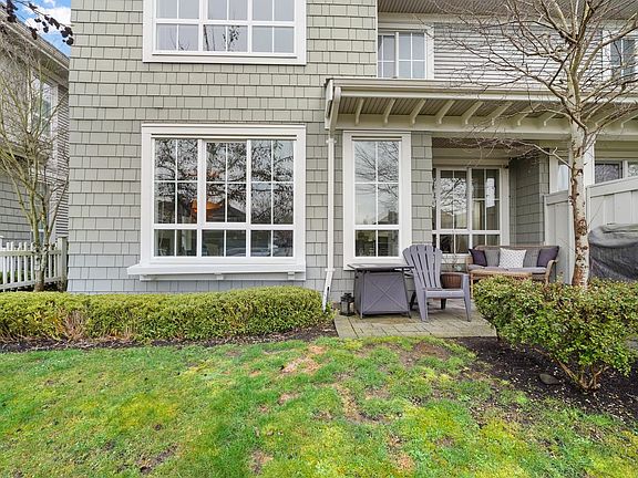 3rd image of 5510 Admiral Way #17