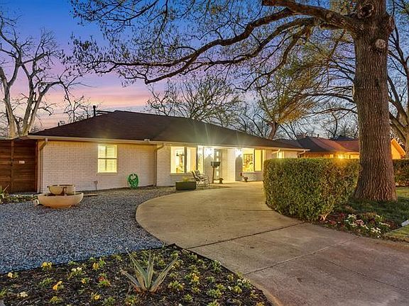 2nd image of 8110 San Cristobal Dr