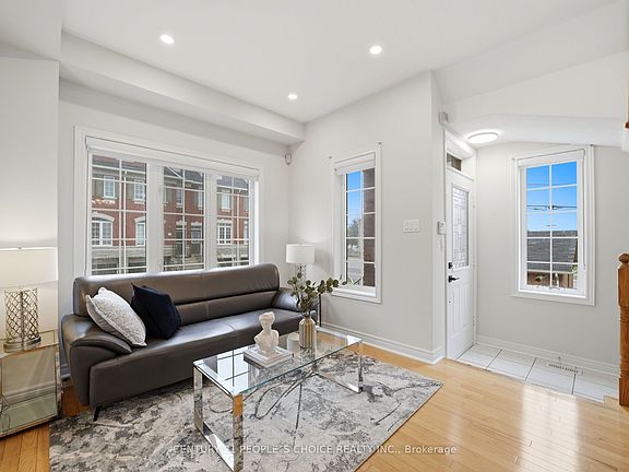 5th image of 1330 Altona Rd #1