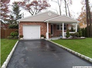 26 Wrangle Brook Rd, Toms River, NJ 08755