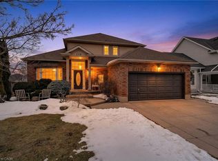 119 Dorchester Dr, Grimsby, ON L3M 5H5