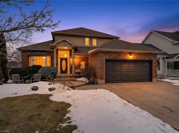 119 Dorchester Dr, Grimsby, ON L3M 5H5