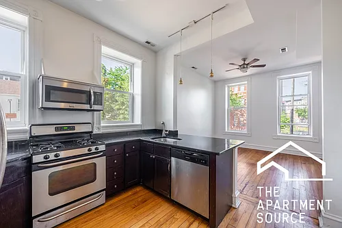 1847 S Loomis St #2 Photo 1