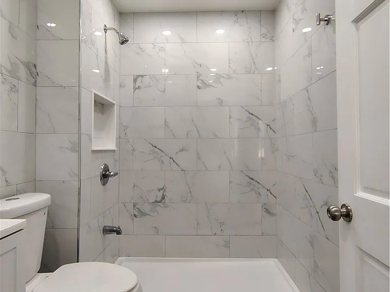 1539 Taylor Ave — Photo 9