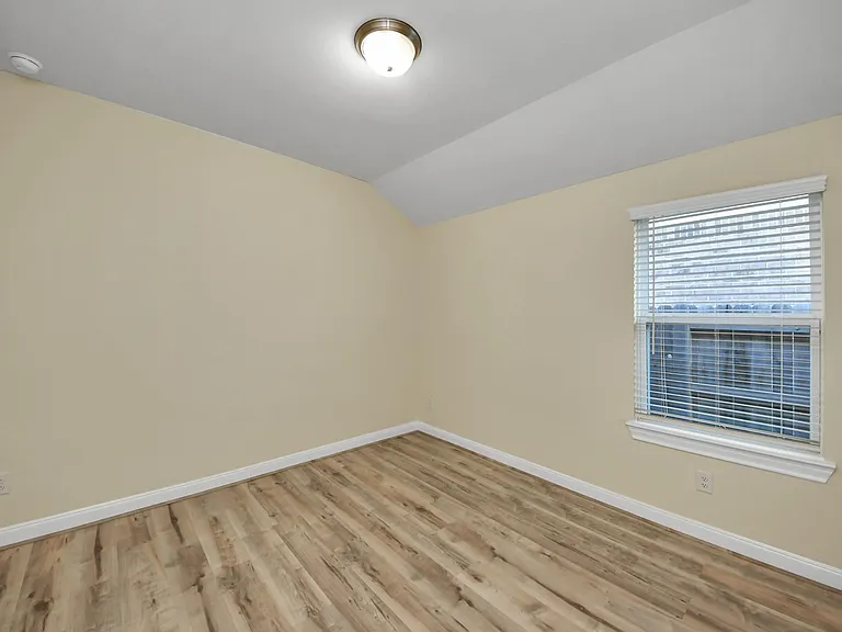 24654 Greenwood Bay Dr — Photo 25