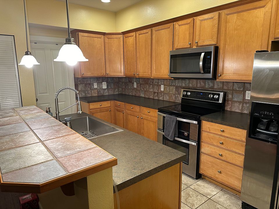 2nd image of 2674 McNeil St