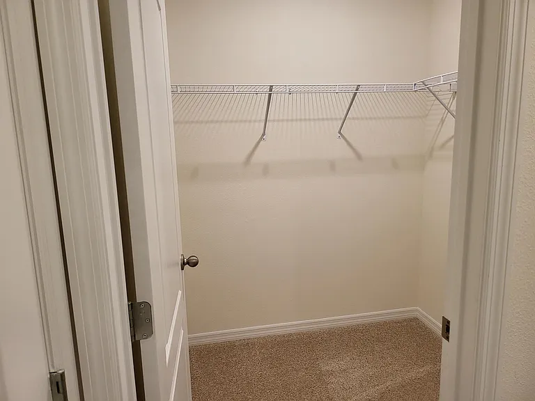 1204 Draintree St — Photo 21