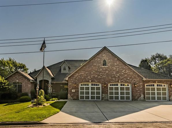 Farmington Real Estate - Farmington IL Homes For Sale | Zillow