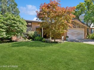 2200 Birch St, Park Ridge, IL 60068