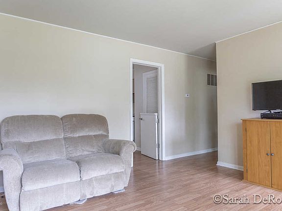 4th image of 1688 Herrick Ave NE