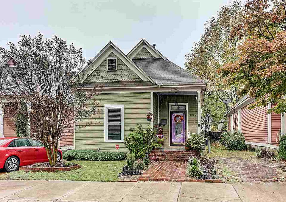 1st image of 2066 Carr Ave