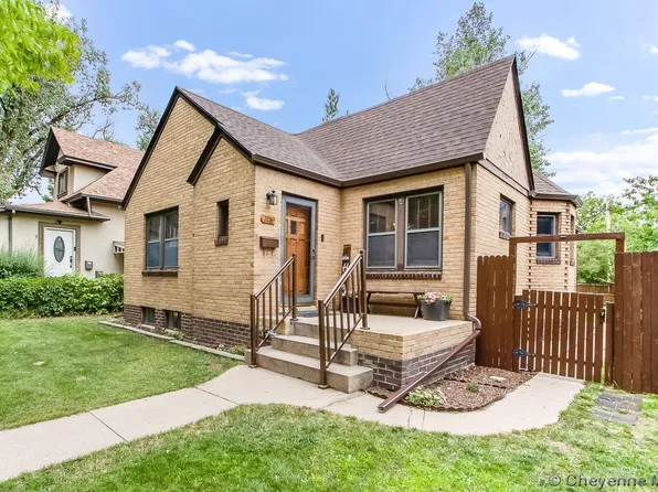 2219 Maxwell Ave, Cheyenne, WY 82001