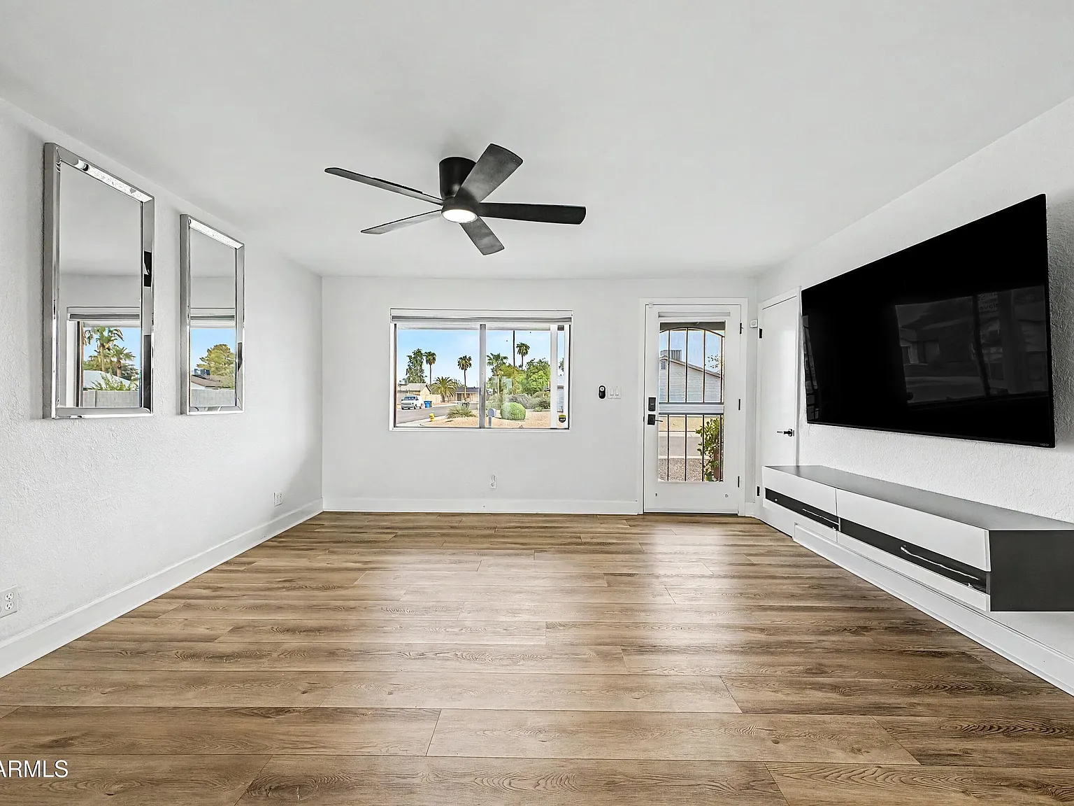 3 bed, 2.0 bath, 1469 sqft, $2,750 — Photo 4