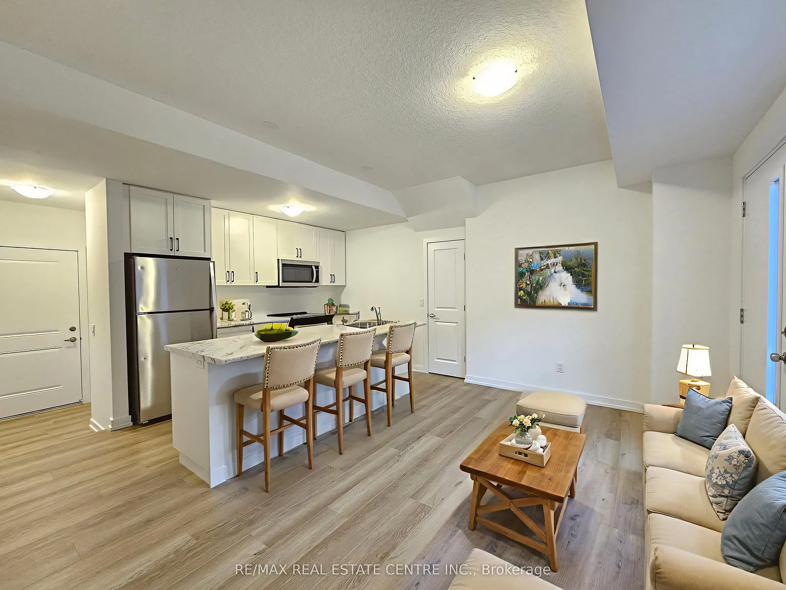 1 bed, $2,100 — Photo 1