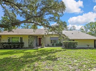 12 Mayflower Ct E, Homosassa, FL 34446