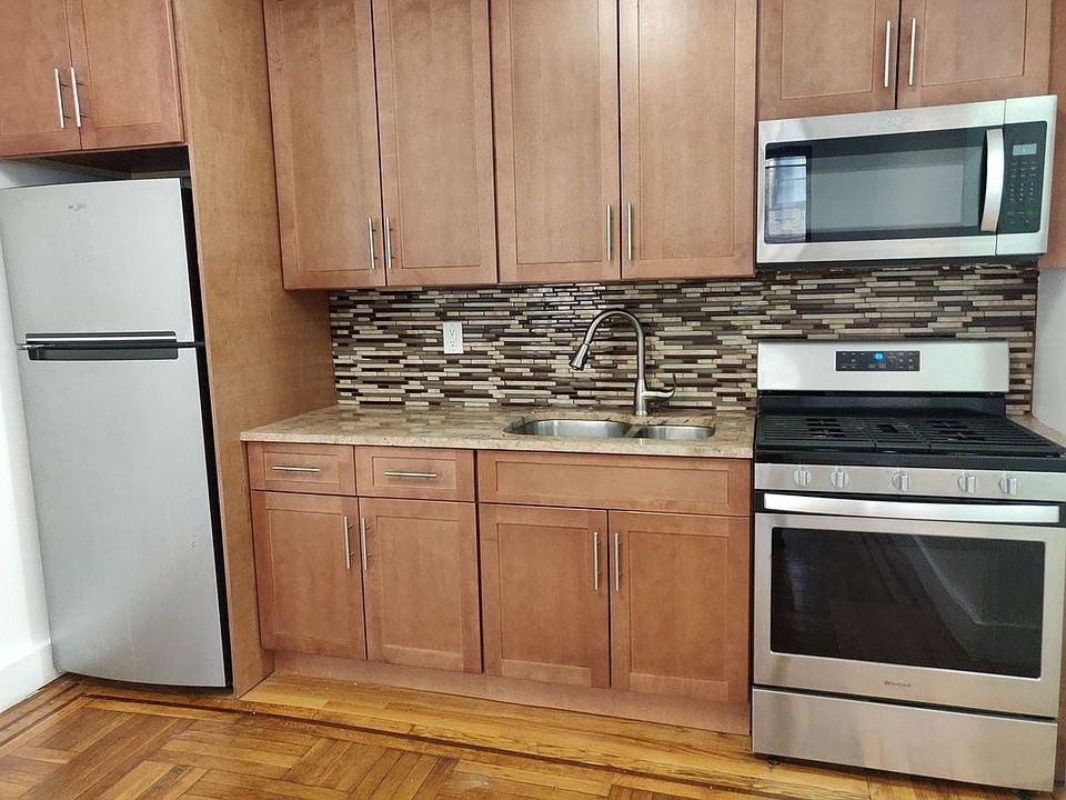 1st image of 446 Kingston Ave #2A