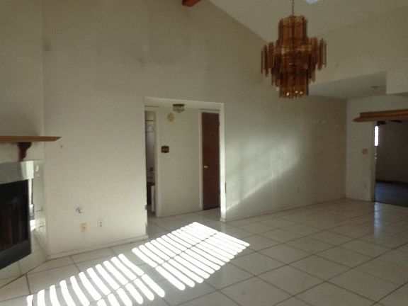 5th image of 1512 Sierra Bonita Dr