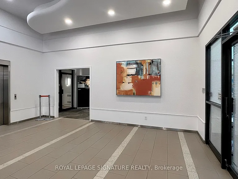 250 Manitoba St #702 — Photo 14