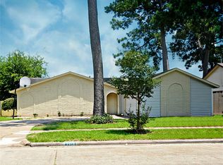 7018 Deep Forest Dr, Houston, TX 77088