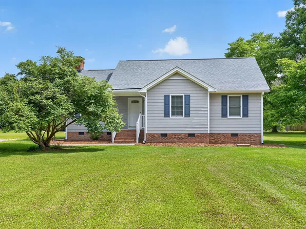 728 Wagstaff Rd, Fuquay Varina, NC 27526