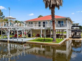 237 W 6th Ave, Gulf Shores, AL 36542