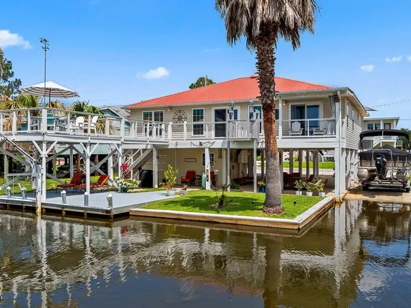 237 W 6th Ave, Gulf Shores, AL 36542